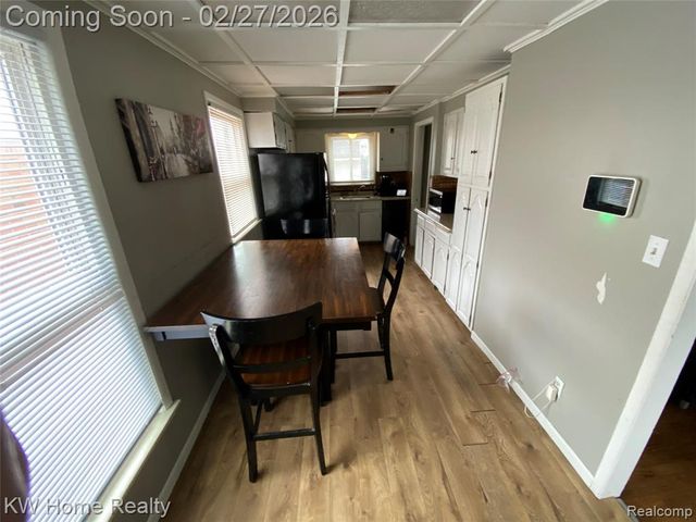 18100 Holland Avenue, Eastpointe, MI 48021