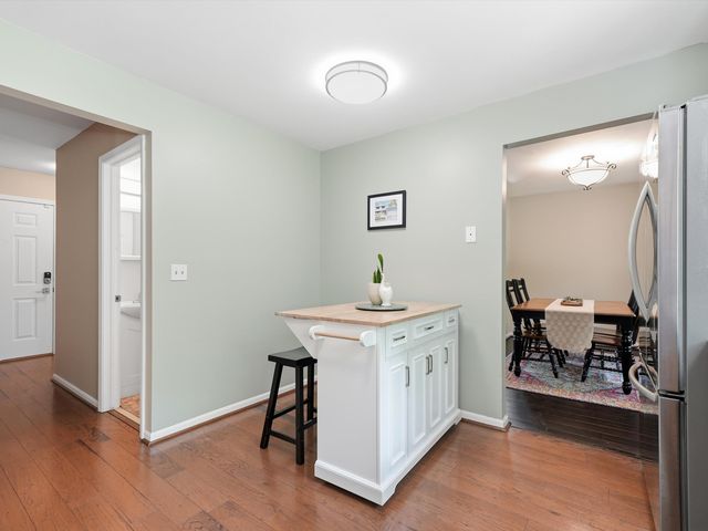 1127 Rue Deauville Boulevard, Ypsilanti, MI 48198