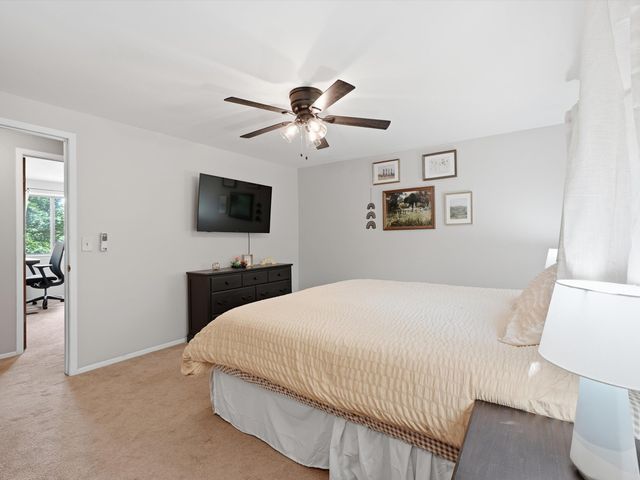 1127 Rue Deauville Boulevard, Ypsilanti, MI 48198