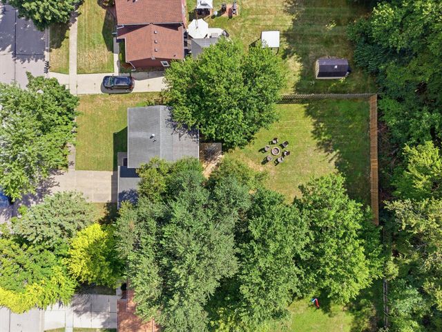 1127 Rue Deauville Boulevard, Ypsilanti, MI 48198