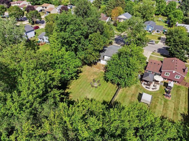 1127 Rue Deauville Boulevard, Ypsilanti, MI 48198