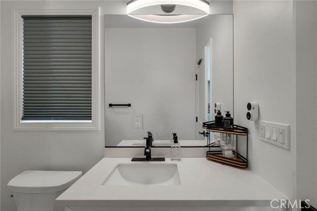 22434 Berdon St, Woodland Hills (los Angeles), CA 91367