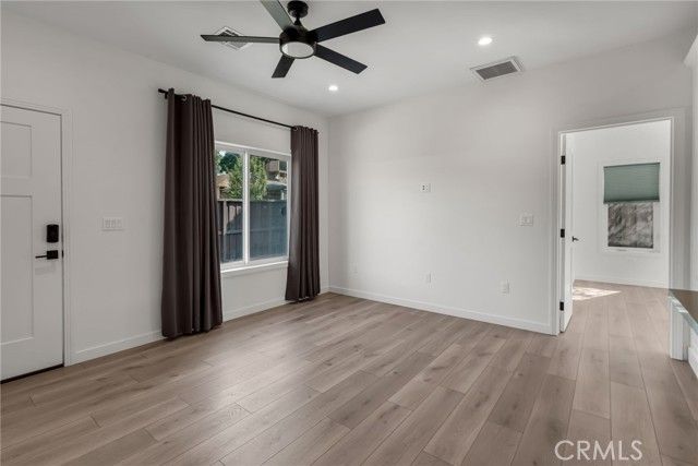 22434 Berdon St, Woodland Hills (los Angeles), CA 91367