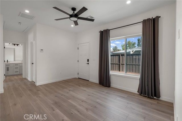 22434 Berdon St, Woodland Hills (los Angeles), CA 91367