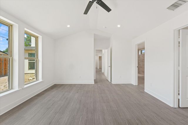 3792 Wenatche Drive, Dallas, TX 75233