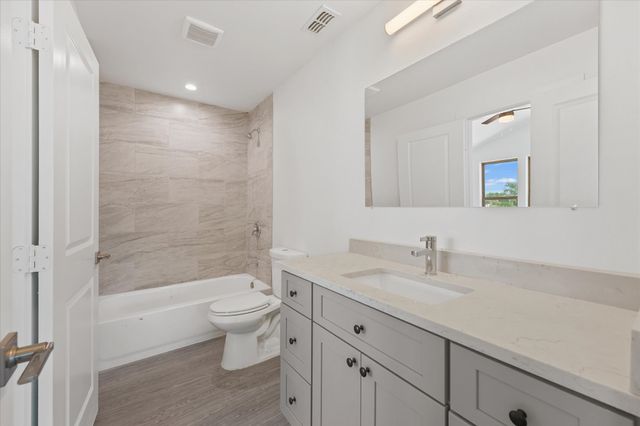 3792 Wenatche Drive, Dallas, TX 75233