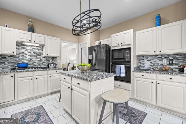 5942 Magnolia Ridge, Stone Mountain, GA 30087