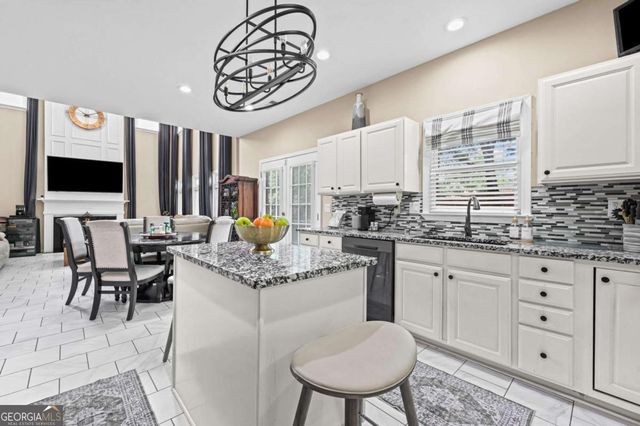 5942 Magnolia Ridge, Stone Mountain, GA 30087