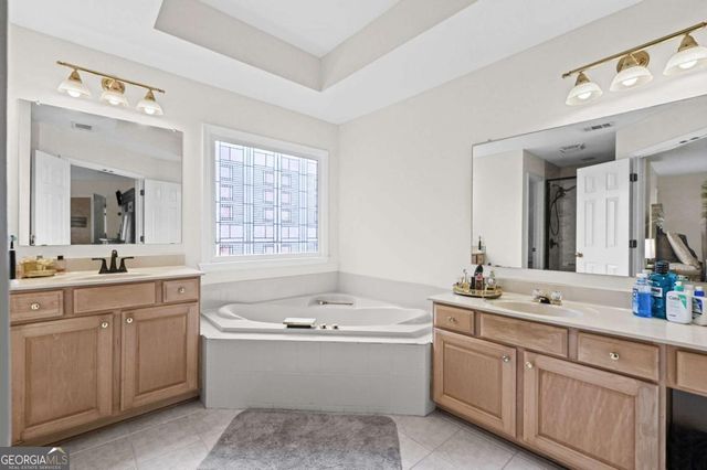 5942 Magnolia Ridge, Stone Mountain, GA 30087