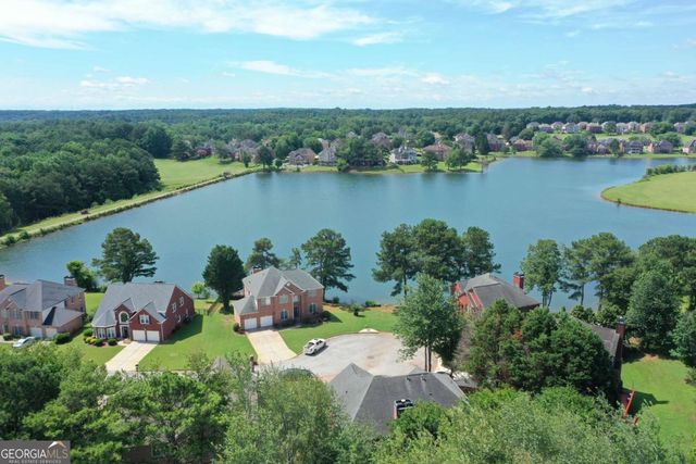 5942 Magnolia Ridge, Stone Mountain, GA 30087