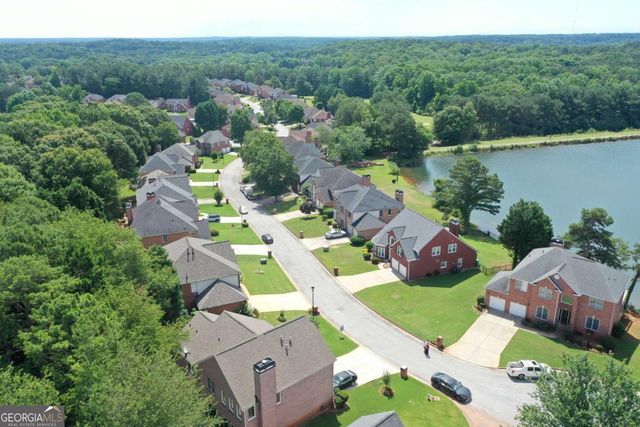 5942 Magnolia Ridge, Stone Mountain, GA 30087