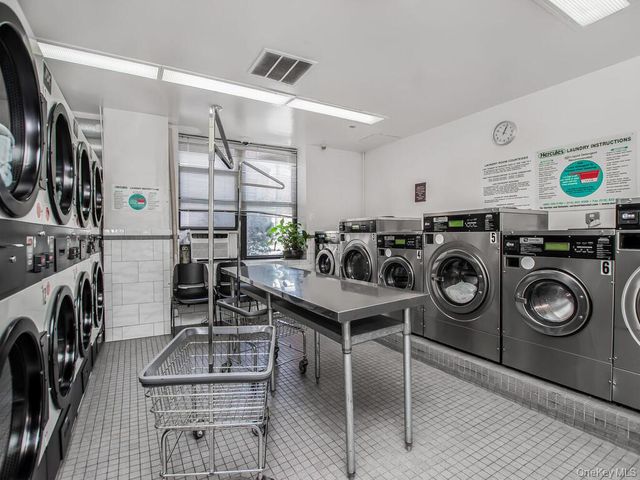 23 Water Grant Street 7L, Yonkers, NY 10701