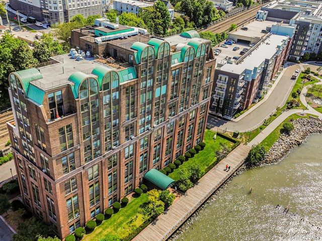 23 Water Grant Street 7L, Yonkers, NY 10701