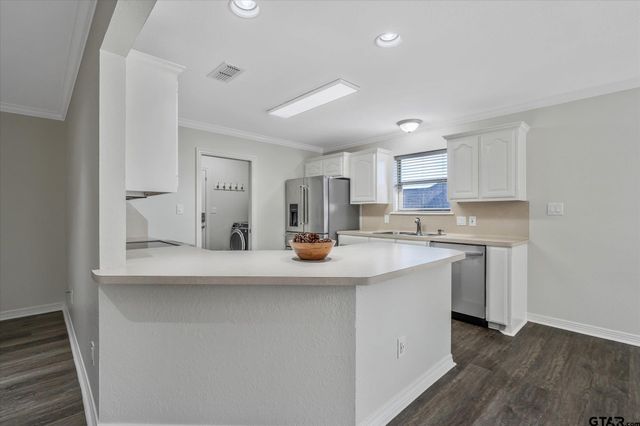 504 Susie St., Chandler, TX 75758