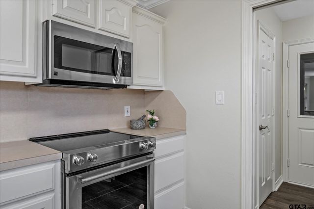 504 Susie St., Chandler, TX 75758