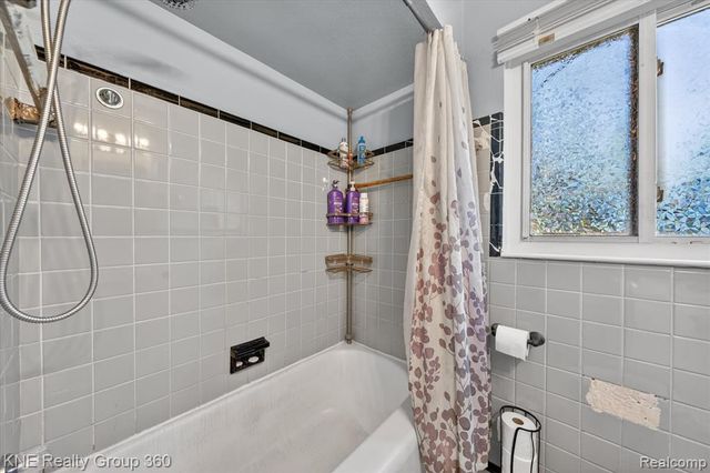 31325 Sheridan Street, Garden City, MI 48135