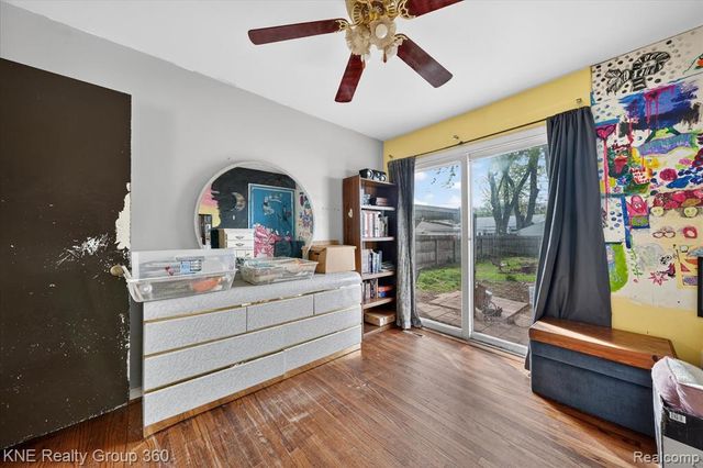 31325 Sheridan Street, Garden City, MI 48135