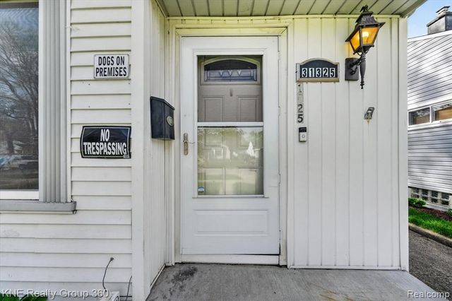 31325 Sheridan Street, Garden City, MI 48135