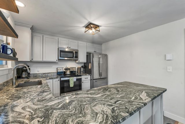 18 Condo Rd Unit 1, Campton, NH 03223