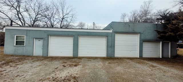 2263 S Riverside Dr, Iowa City, IA 52246