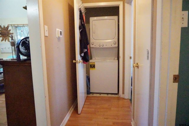 215 Peachtree Lane, Holly Lake Ranch, TX 75765