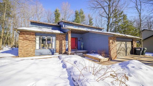 213 GREENWOOD DRIVE, Rothschild, WI 54476