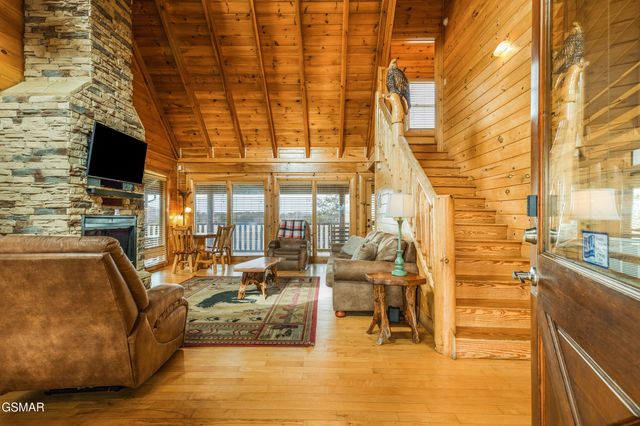 2011 Cougar Crossing Way, Sevierville, TN 37876