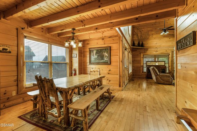 2011 Cougar Crossing Way, Sevierville, TN 37876