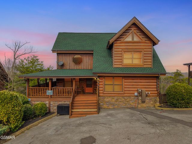 2011 Cougar Crossing Way, Sevierville, TN 37876