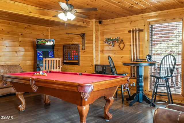 2011 Cougar Crossing Way, Sevierville, TN 37876