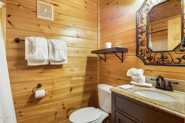 2011 Cougar Crossing Way, Sevierville, TN 37876