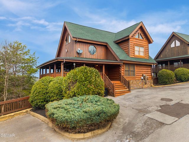 2011 Cougar Crossing Way, Sevierville, TN 37876