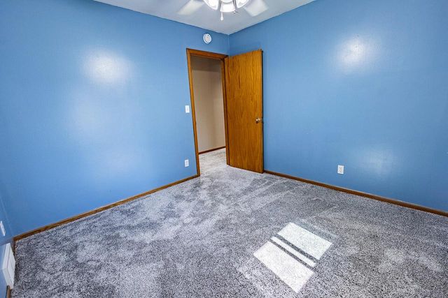 1393 Harris DRIVE, Waukesha, WI 53186