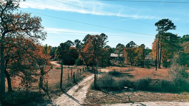 151 Palamino CT, Paige, TX 78659