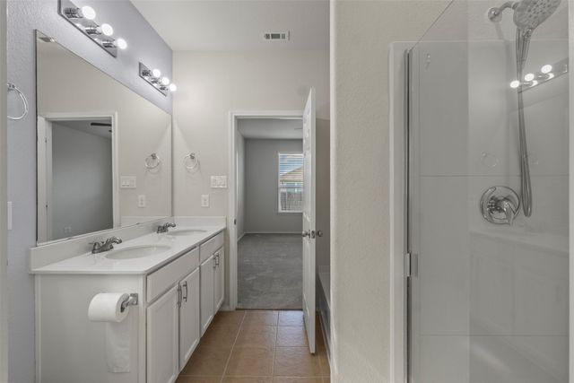 2421 Buelingo Lane, Fort Worth, TX 76131