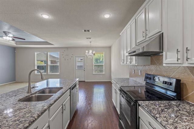 2421 Buelingo Lane, Fort Worth, TX 76131