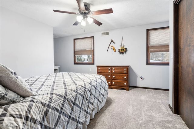 2334 Tanglewood Drive NE, Massillon, OH 44646