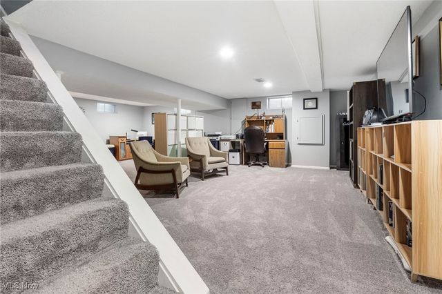 2334 Tanglewood Drive NE, Massillon, OH 44646