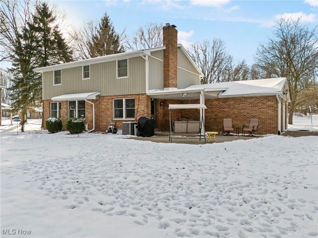 2334 Tanglewood Drive NE, Massillon, OH 44646