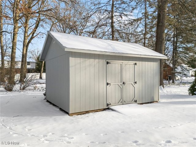 2334 Tanglewood Drive NE, Massillon, OH 44646