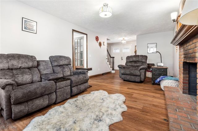 2334 Tanglewood Drive NE, Massillon, OH 44646