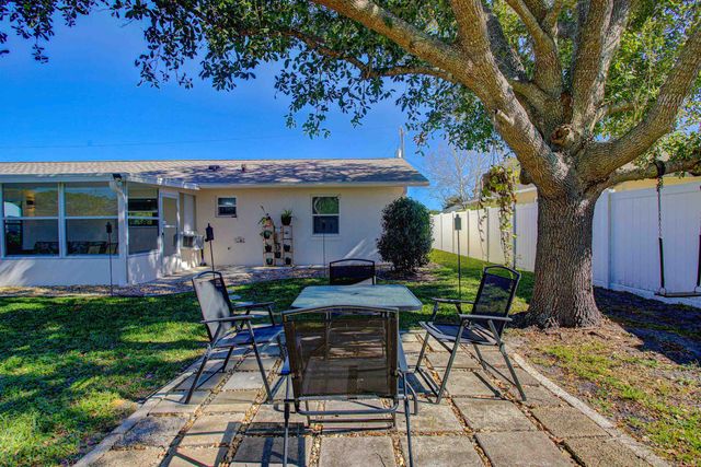 142 Foster Ln, Palm Coast, FL 32137