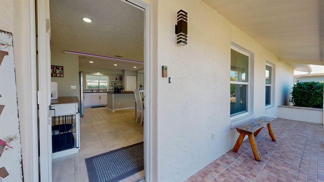 142 Foster Ln, Palm Coast, FL 32137