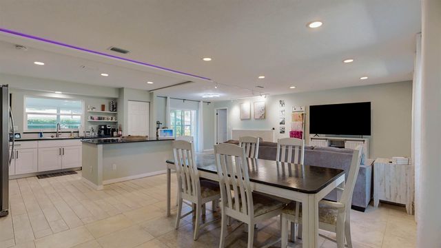 142 Foster Ln, Palm Coast, FL 32137