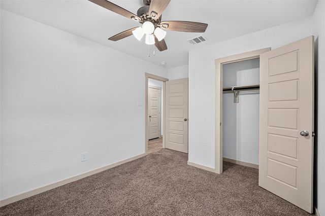 711 Boer Plains Drive, Rosharon, TX 77583
