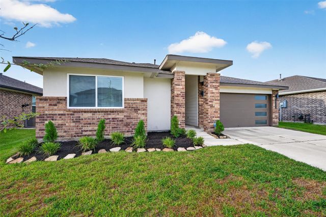 711 Boer Plains Drive, Rosharon, TX 77583