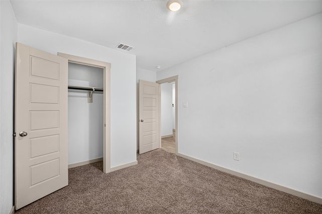 711 Boer Plains Drive, Rosharon, TX 77583