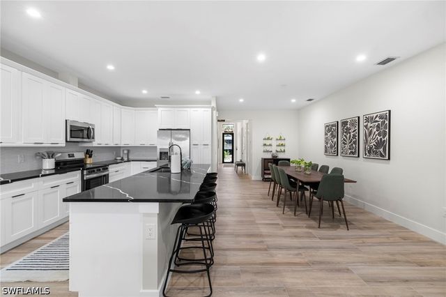 3032 Woodside AVE, Naples, FL 34112