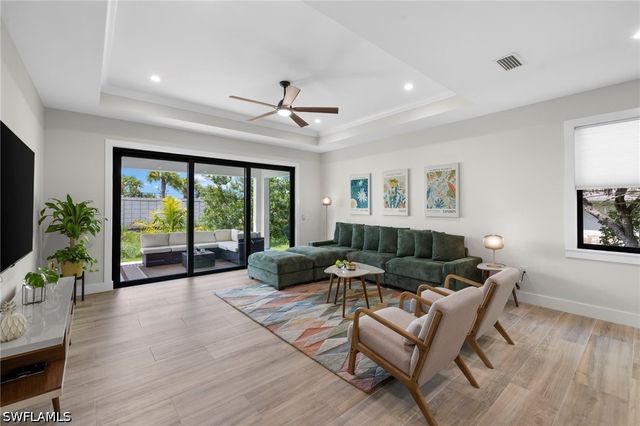 3032 Woodside AVE, Naples, FL 34112