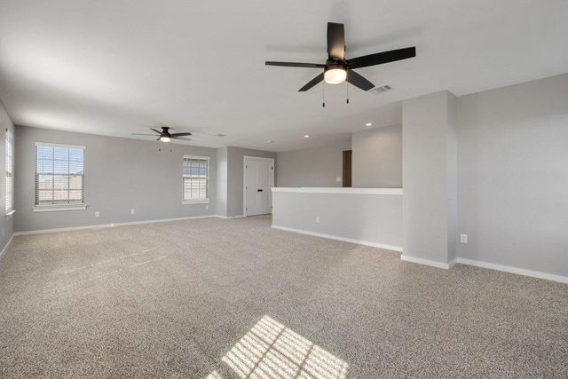 509 Estes PARK, Taylor, TX 76574